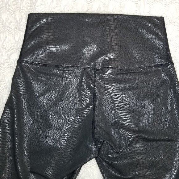 DYI Define Your Inspiration Cropped Activewear Leggings Black Size M snakeprint - Picture 9 of 9